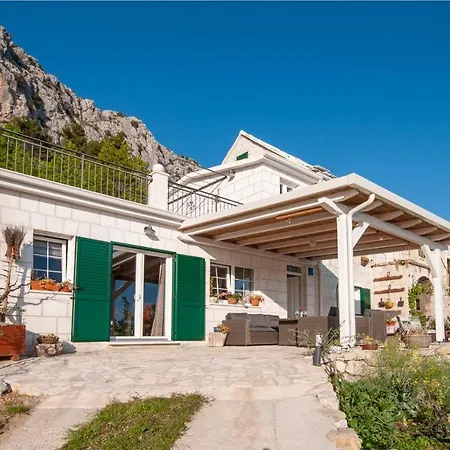 New Ole, Stone House, Sea View, Jacuzzi Villa Jesenice (Split-Dalmatia)