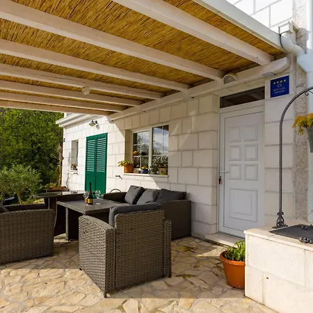 New Ole, Stone House, Sea View, Jacuzzi Villa