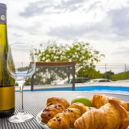 Villa New Ole, Stone House, Sea View, Jacuzzi *